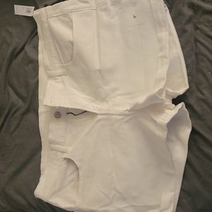 NWT old navy women's shorts size 16